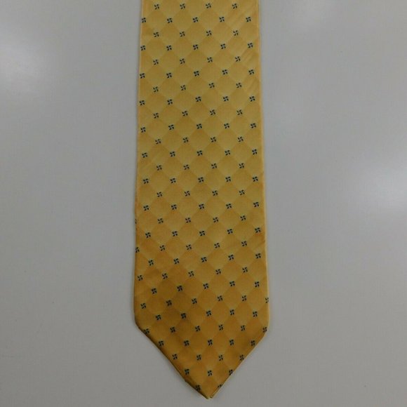 Bill Blass Neo NWOT Yellow w/Blue Dots Silk T540 - Picture 2 of 4